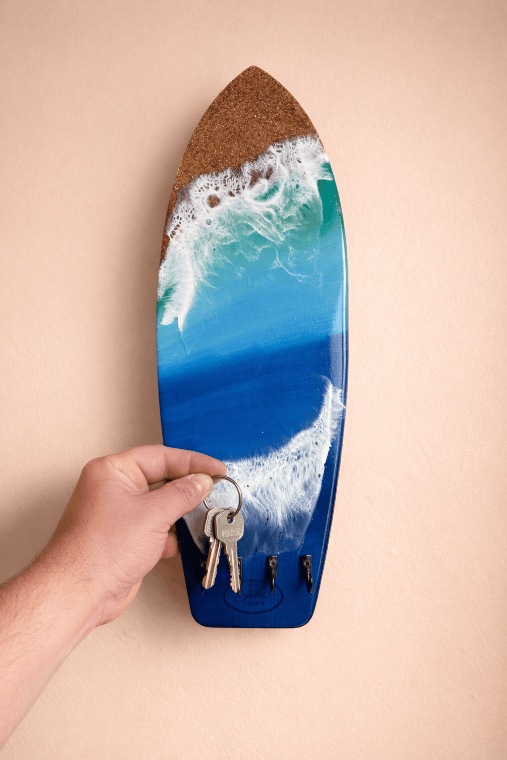 Colgador de llaves tabla de surf pintado a mano