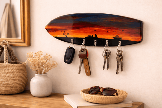 Regalo artesanal hecho a mano en madera y resina integrado en el hogar