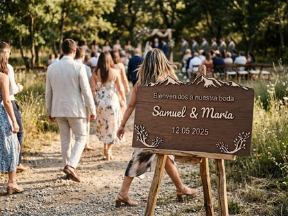 Cartel de bienvenida de boda en madera personalizado