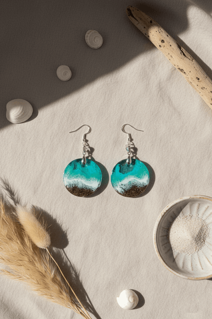 Pendientes artesanales mar Cantábrico – Resina y arena natural